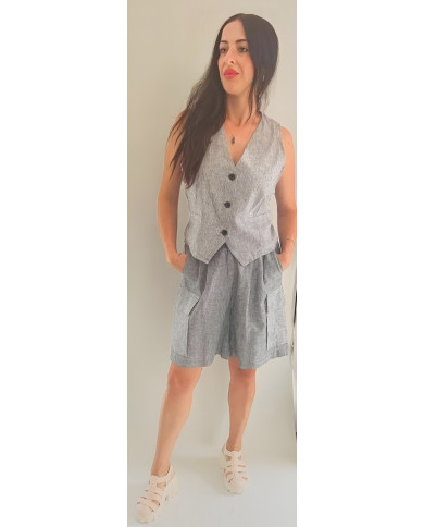 Julia suit