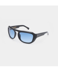 Max Black (Blue)